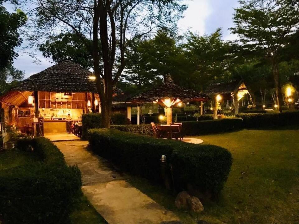 Vimarnkiri Resort Pai Luaran gambar
